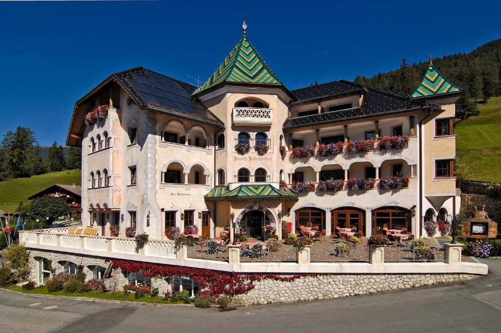 Hotel Ansitz Jakoberhof Ortisei Extérieur photo